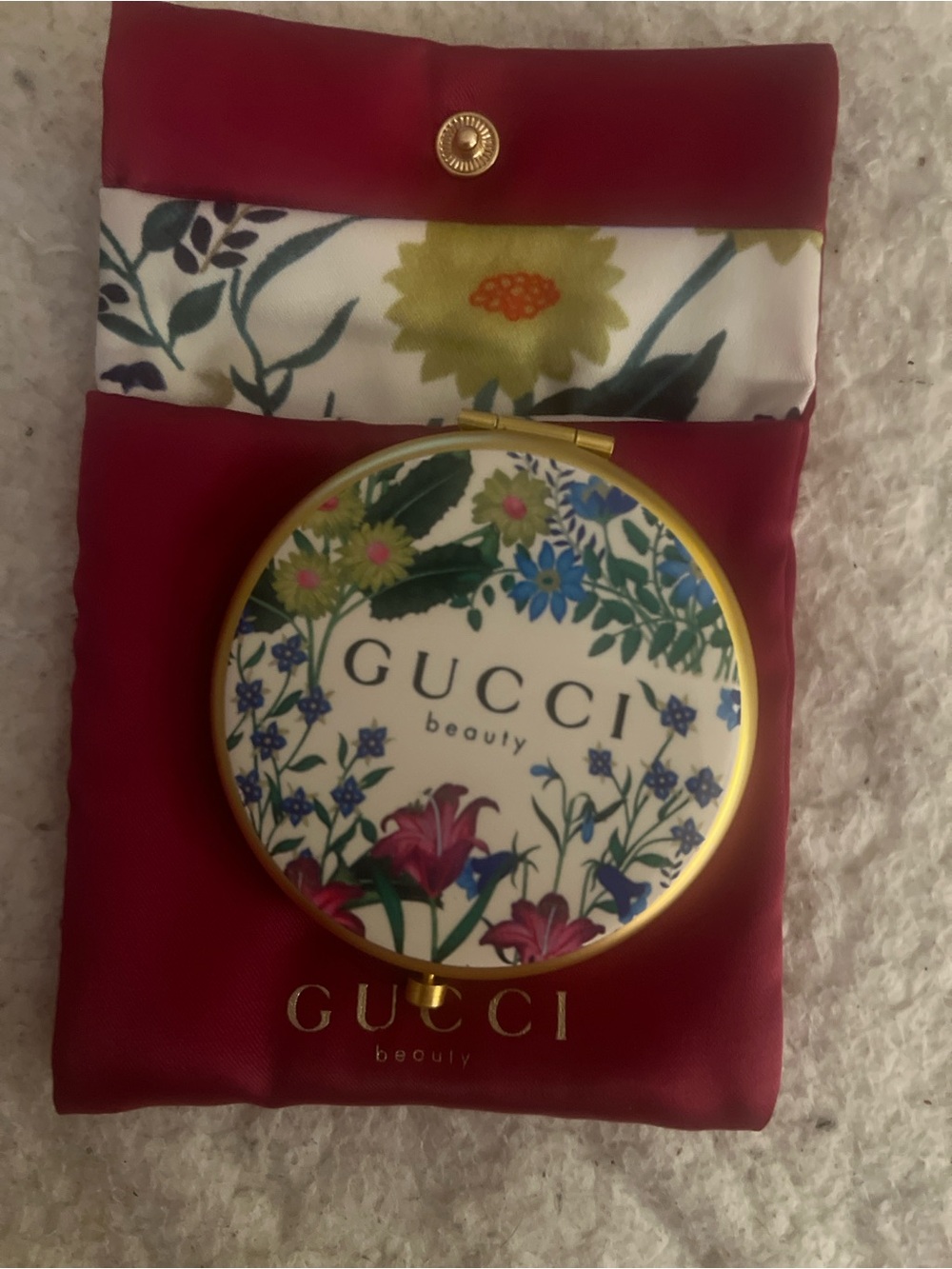 Gucci Compact Mirror - Picture 10 of 13